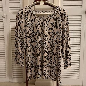 New Directions Beige and Black Leopard Print Long Sleeve Top